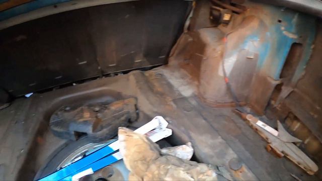 НЕДОРОГАЯ И НАДЕЖНАЯ Volvo 460 за 190000 рублей смотреть онлайн