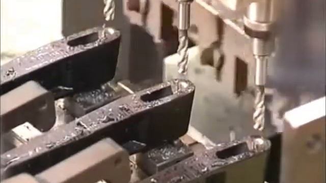 Изготовление струбцин BESSEY (Германия) из ковкого чугуна