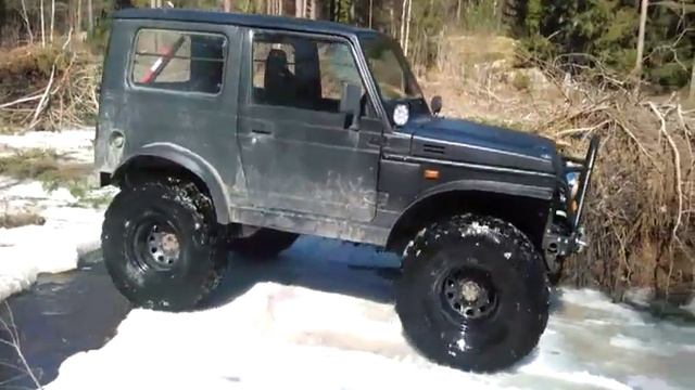 Suzuki Samurai