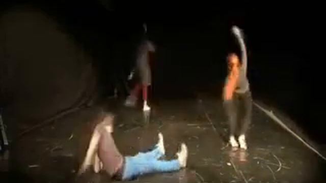 Видео из спектакля "Следы от Удушья" смотреть онлайн