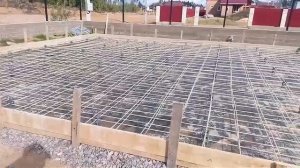 Заливка плиты под гараж.