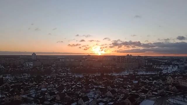 Минск.Северный Поселок.Беларусь. Вид Заводского района с высоты птичьего полета.Рассвет над городом смотреть онлайн