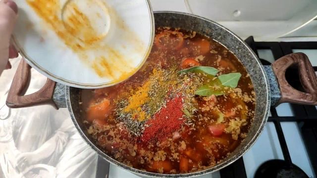 Жареная шурпа с говядиной и нутом. Ароматное, вкусное и очень сытное блюдо. смотреть онлайн