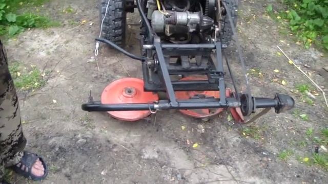 Новое крепление роторной косилки к мотоблоку смотреть онлайн