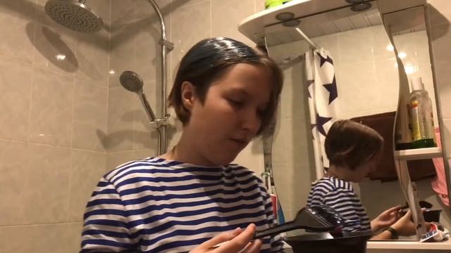 крашу волосы в синий смотреть онлайн