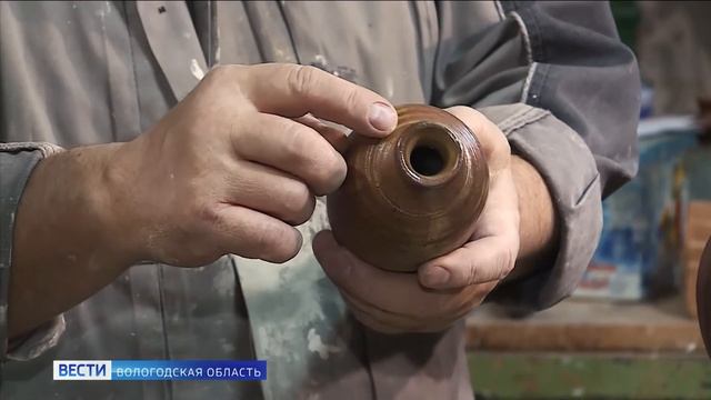 Уникальные работы создаёт вологодский мастер-гончар Владимир Холщагин смотреть онлайн