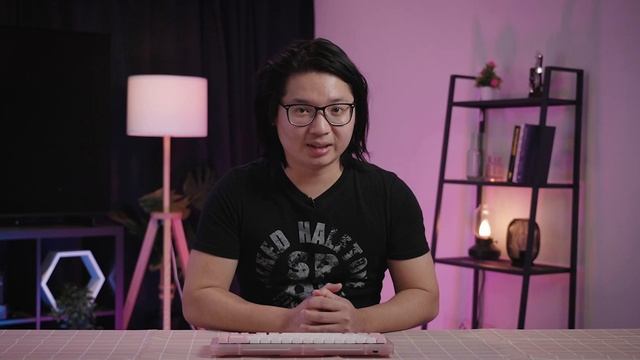 VERY Pink Budget Acrylic Keyboard | Akko ACR67 Review смотреть онлайн