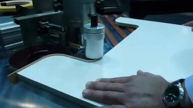 Как работает Криволинейный кромкооблицовочный станок MF50S 2