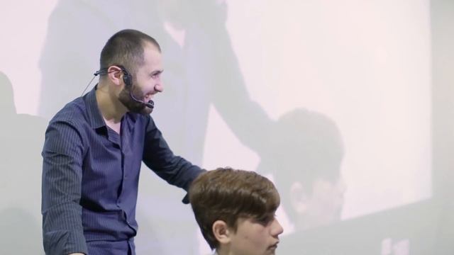 Обучение Парикмахеров. Зачем парикмахеру клиенты-мужчины? Влад Гарамов смотреть онлайн