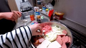 Семейный вечер и блюдо из колбасных обрезков:) KOREA VLOG