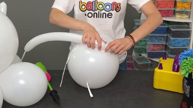 How to make a Dalmatian Dog Balloon | Dalmatian Dog Balloon twisting tutorial смотреть онлайн