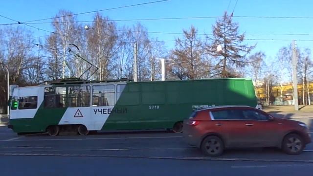 Трамвай "У - учебный" Петербурга 10-89: ЛМ-68М б.5710 учебный (22.01.20) смотреть онлайн