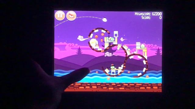 Angry Birds Seasons HD 2.4.0 - Old Version Talkthrough смотреть онлайн