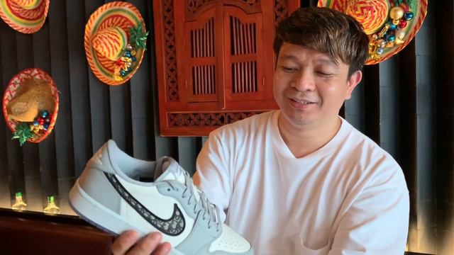 Unboxing Air Jordan 1 Dior/Papa Yeoj tv смотреть онлайн