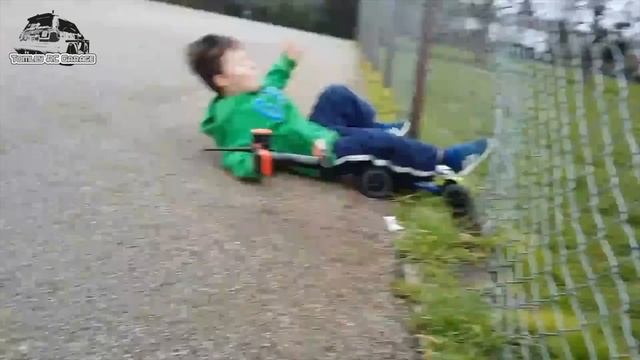 RC Cars Vs Humans! - The Worst Crashes on YouTube! смотреть онлайн