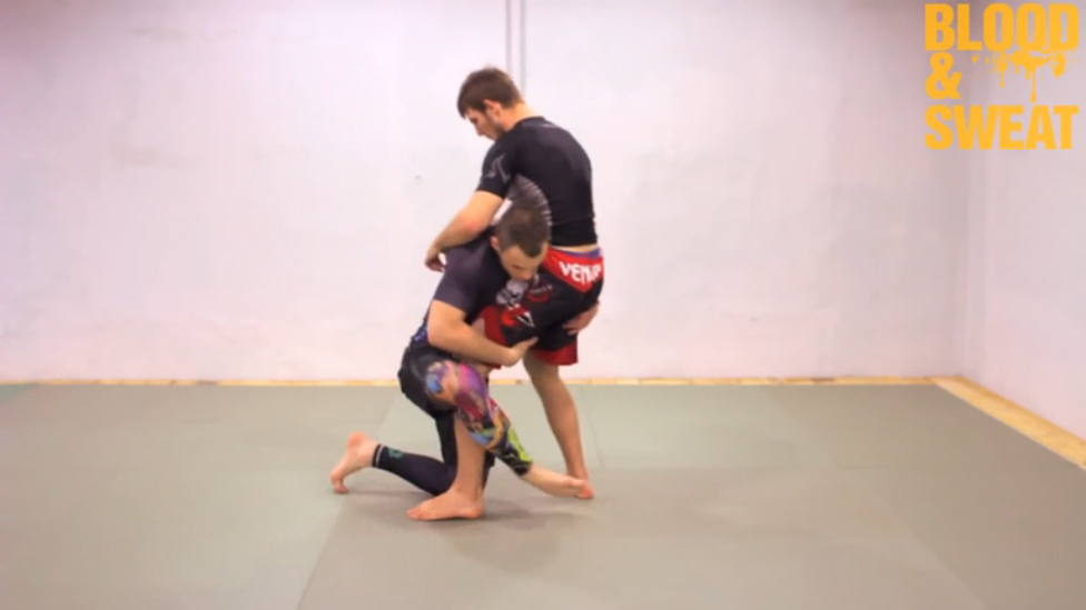 Школа БДД. Урок 31. Проход в ноги с зацепом и выходом в сайдконтроль смотреть онлайн