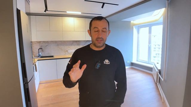 Монтаж плинтуса под покраску, полный цикл! Монтаж, отделка, окраска плинтуса. смотреть онлайн