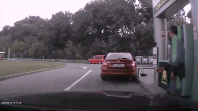 Девушки за рулём подборка 2017 The girl driving the selection смотреть онлайн