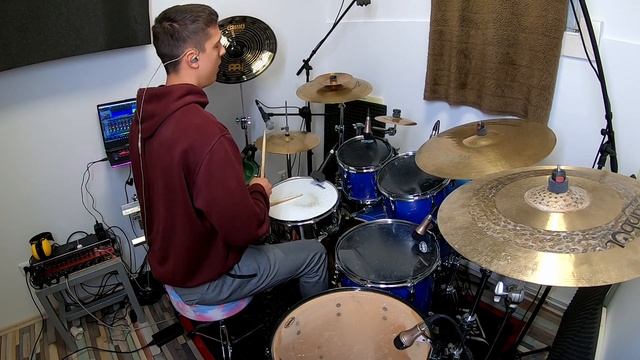 Charlie: Kávéház - Drum Cover By Szabolcs Ajandi смотреть онлайн