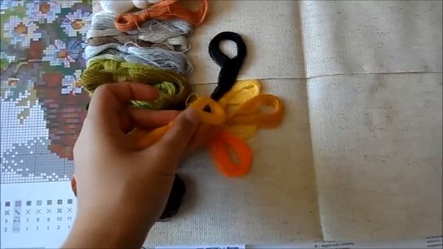 Вышивка крестом: обзор набора Русские ромашки от Риолис.