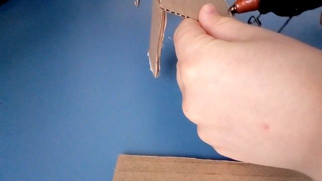 Как сделать подставку для телефона. смотреть онлайн