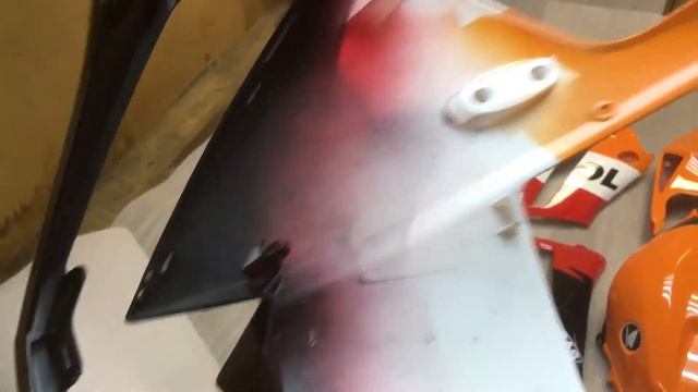 Обзор яркого солнечного пластика для шестисотки HONDA CBR600RR 2013-2016 смотреть онлайн