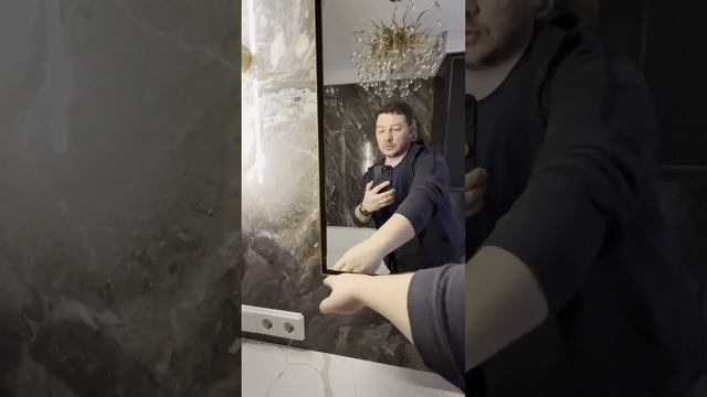 Зеркала в алюминиевых рамах под латунь с подсветкой и встроенной стерео акустикой/зеркала смартси смотреть онлайн