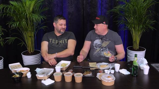 ТРЕШ-ОБЗОР Ресторана Musafir / Дегустаторы Манты - Крымскотатарские блюда смотреть онлайн