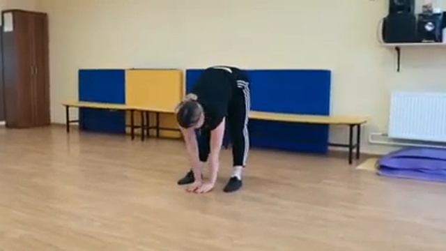 23.03.2020г. Видео занятие по гимнастике с детьми 9-12 лет. Руководитель: Лынова Дарья Владимировна смотреть онлайн