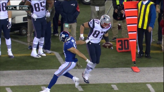 New England Patriots vs New York Giants. 2 h . | NFL. Week 10. 15.11.2015 смотреть онлайн