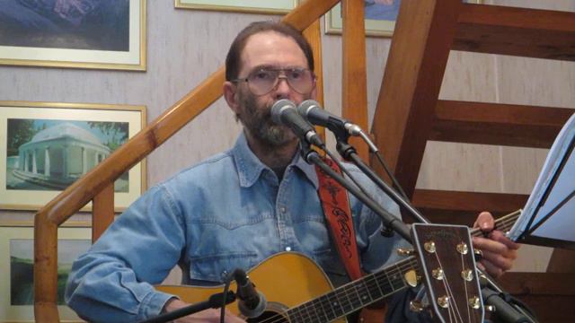 Можжевеловый куст