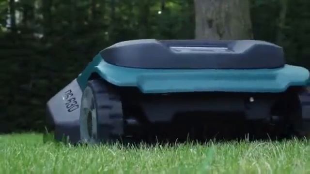Самый мощный робот газонокосилка Robomow RS630 с шириной стрижки 56 см. смотреть онлайн