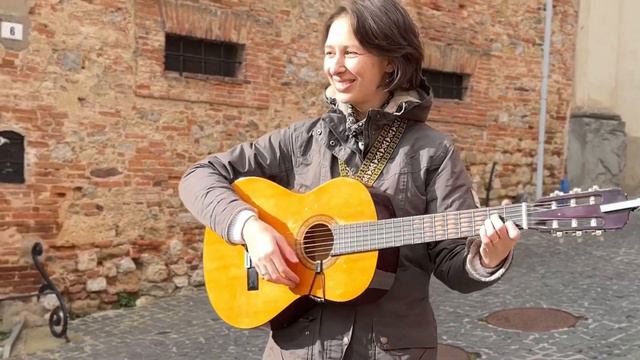 Gunavati | “Krishna’s” Kiirtan-tune | Mantra Baba Nam Kevalam смотреть онлайн