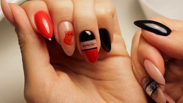 Простая Идея Маникюра Самой Себе / Инкрустация стразами на ногтях смотреть онлайн