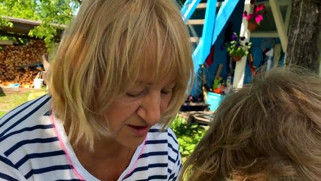 ВАРЕНИКИ С ЯГОДОЙ ? с жимолостью, малиной, вишней, смородиной / очень простой мамин рецепт смотреть онлайн