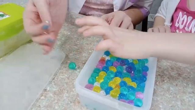 София заморозила и расплавила слайм и орбиз/Sofiichka смотреть онлайн