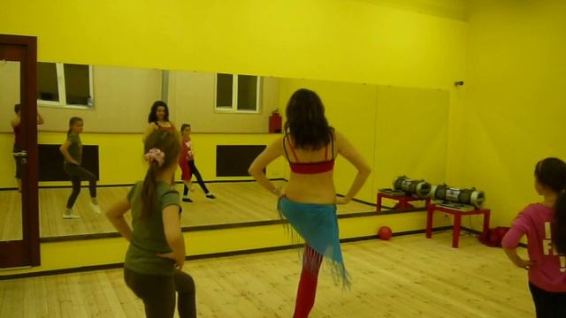 Танец живота для детей (Bellydance.Children) Hakim - Talakik смотреть онлайн