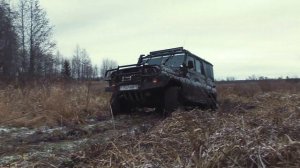 LADA NIVA против ГАЗ-69 на шинах низкого давления!!! Победит сильнейший!