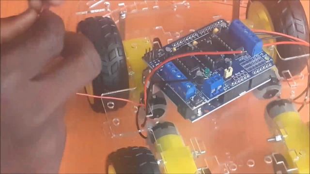 How to Build An Obstacle Avoidance Robot смотреть онлайн