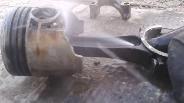 Шатуны ВАЗ 2101 с масло каналом, жиклером, форсункой смотреть онлайн