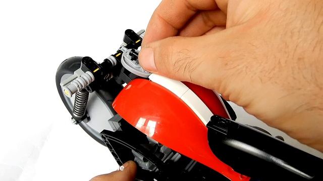Lego Technic Chopper (MOC - 4K) смотреть онлайн