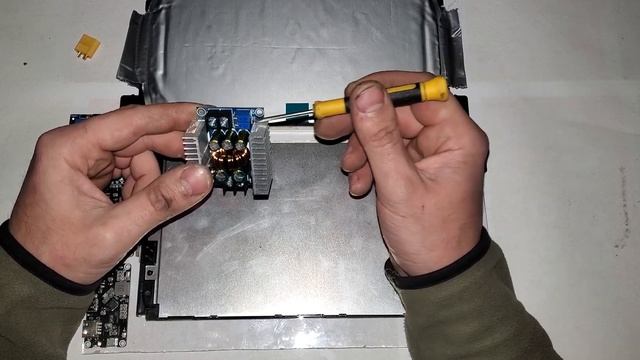 Мега Powerbank на 70 000 MAh. Повербанк судного дня своими руками. Часть 1.