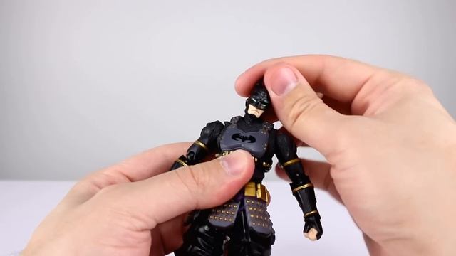 S.H. Figuarts NINJA BATMAN Action Figure Review смотреть онлайн