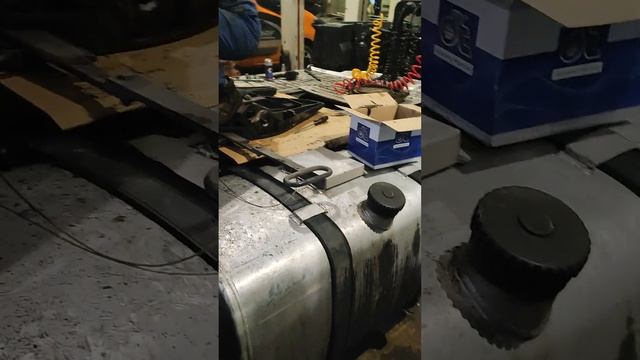 МЕНЯЕМ СЕДЛО НА ДАФ 106. ЕВРО 6. смотреть онлайн