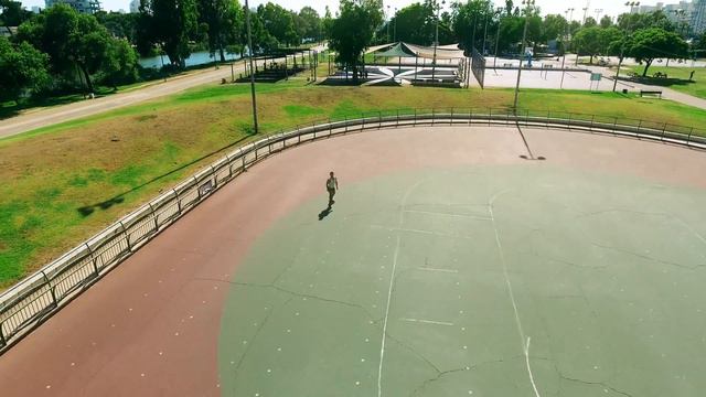 DJI Phantom 4 Roller Man Active Tracking Функция Слежения за объектом на квадрокоптере смотреть онлайн