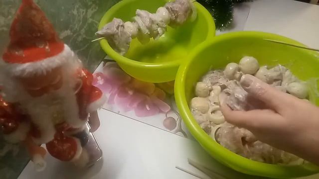 Рецепт ОБАЛДЕННОГО "ШАШЛЫКА НА ШПАЖКАХ" в духовке смотреть онлайн