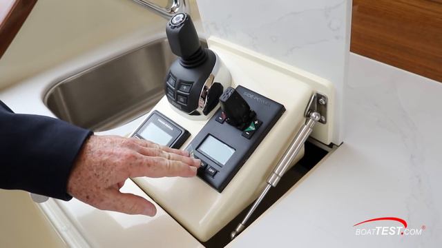 Palm Beach 55 (2019-) Test Video - By BoatTest.com смотреть онлайн