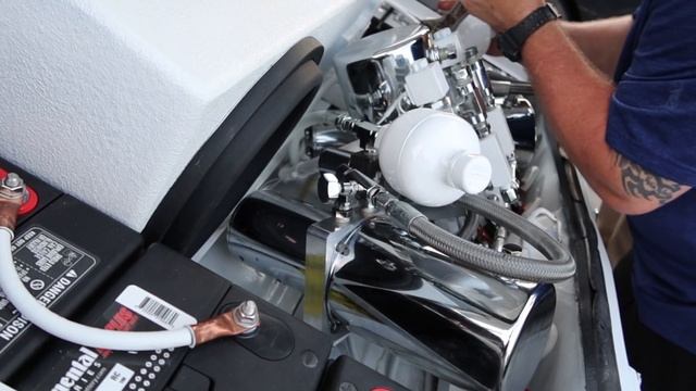 We Check out a 1978 Chevy Montecarlo Lowrider... смотреть онлайн