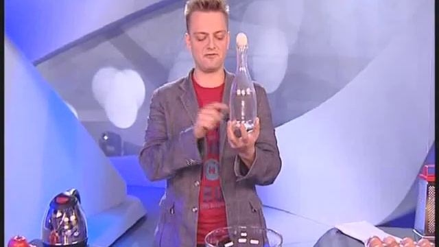 Галилео. Эксперимент. Яйцо в бутылке (II)