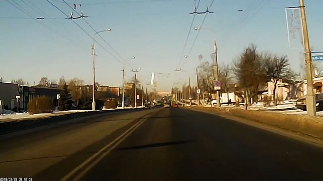 Красный Пассат 5666 НХ - на красный свет. смотреть онлайн